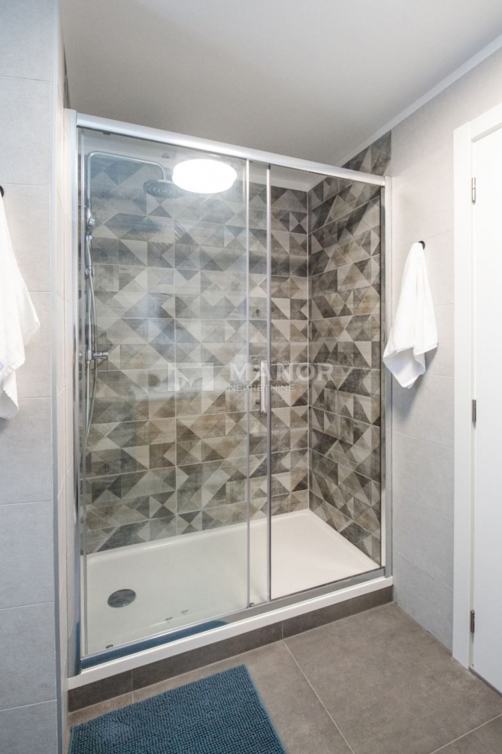 Appartamento Centar, Rijeka, 93m2