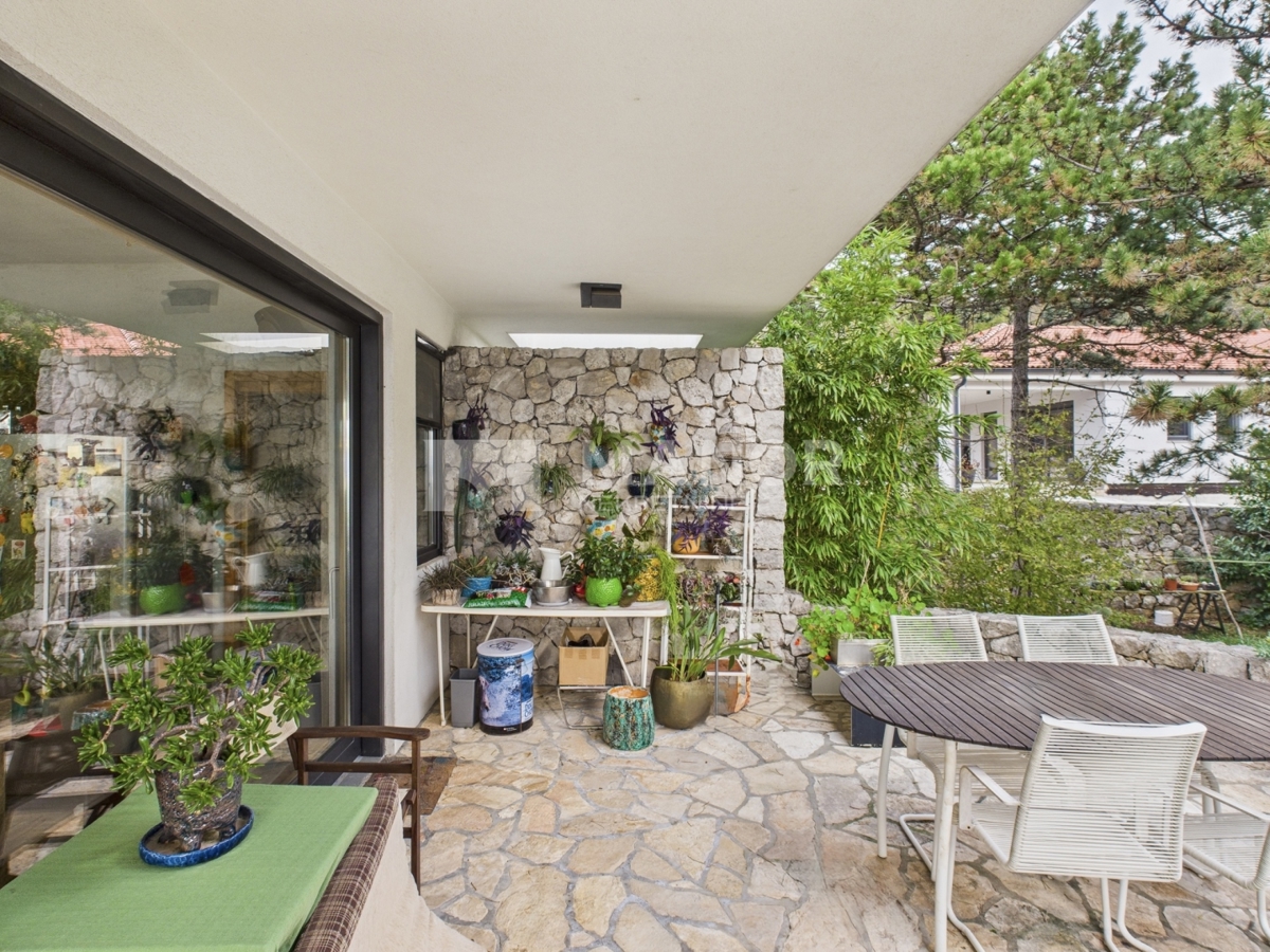 Casa Kostrena Sveta Lucija, Kostrena, 150m2