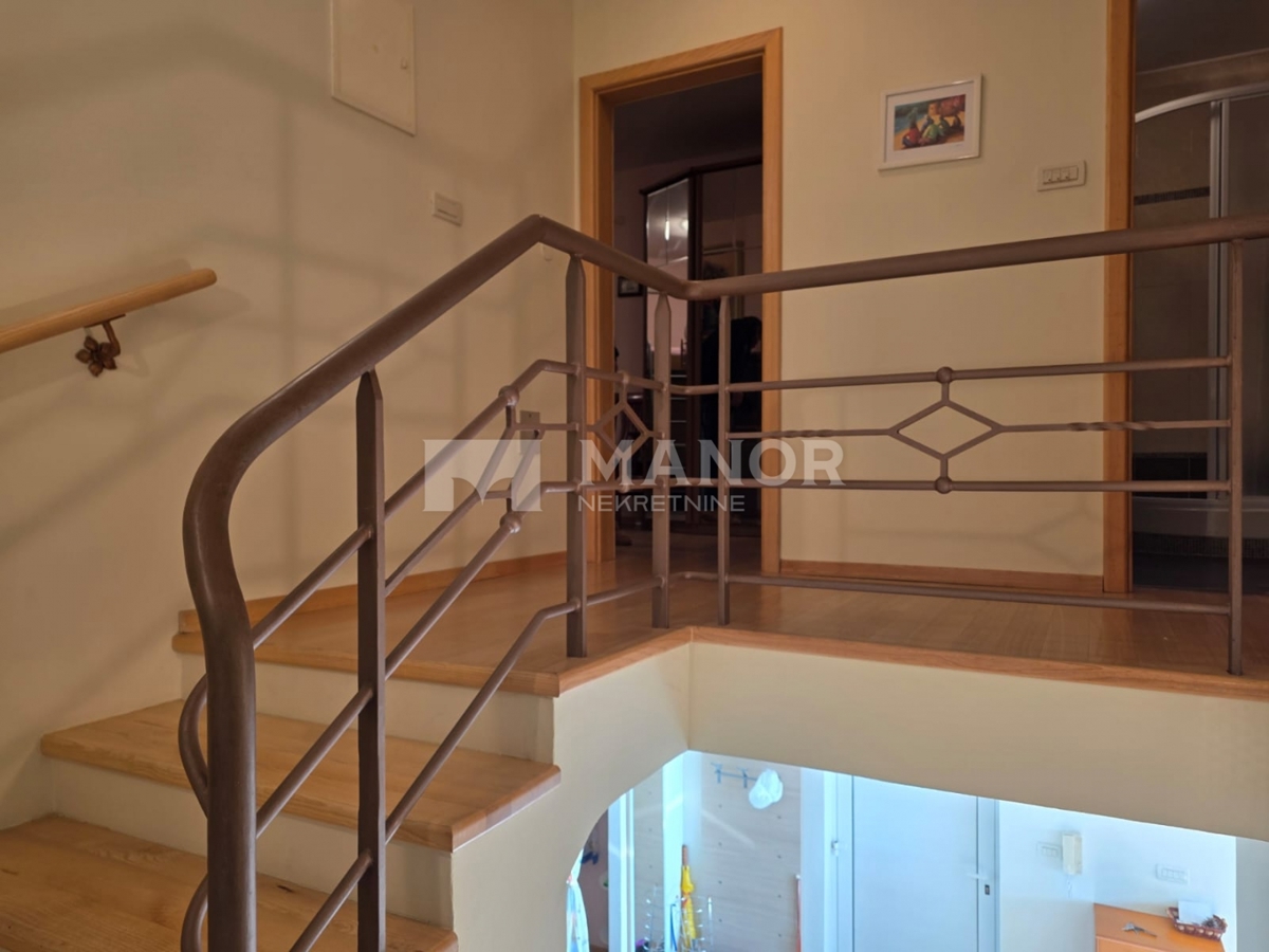 Appartamento Opatija - Centar, Opatija, 147m2