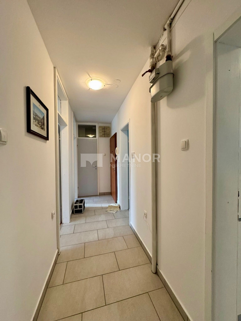 Appartamento Škurinje, Rijeka, 1m2