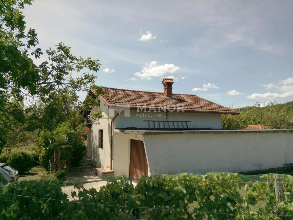 Casa Boljunsko Polje, Lupoglav, 100m2