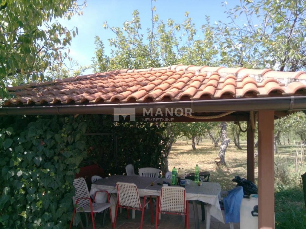 Casa Boljunsko Polje, Lupoglav, 100m2