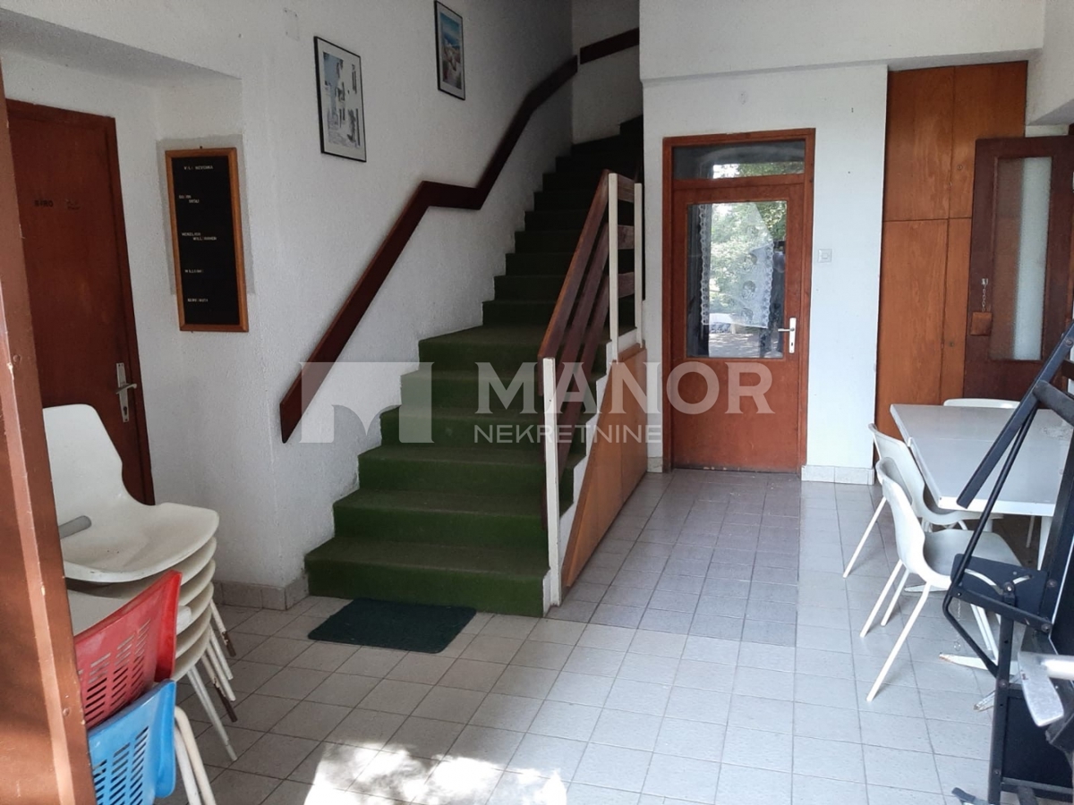 Casa Novi Vinodolski, 450m2