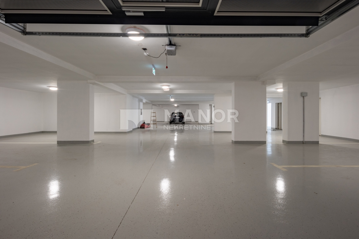 OPATIJA – Nuova costruzione, 2 camere da letto + soggiorno, 2° piano, giardino, piscina, garage