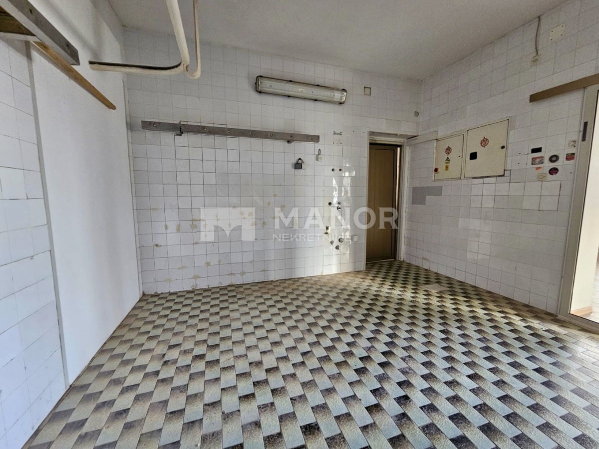 Casa Kukuljanovo, Bakar, 680m2