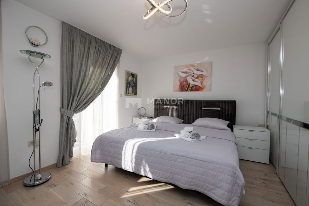 Casa Matulji, 403m2