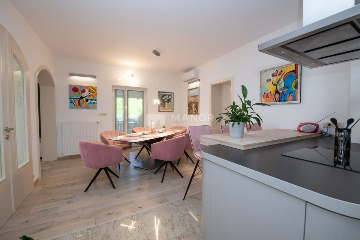 Casa Matulji, 403m2