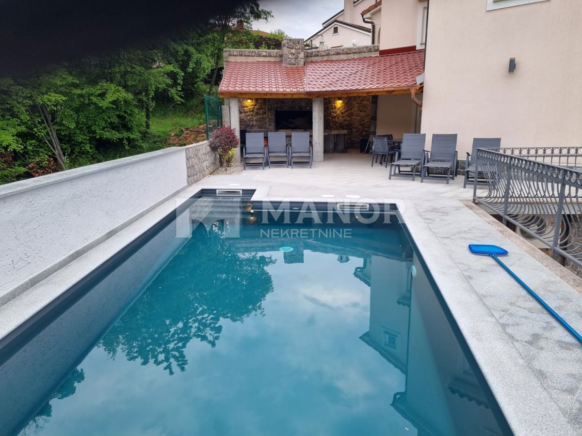 Casa Matulji, 403m2