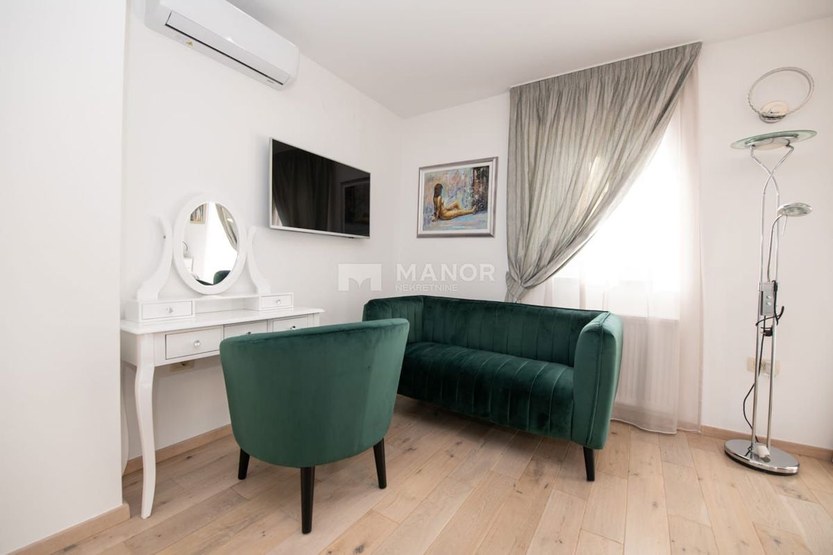 Casa Matulji, 403m2