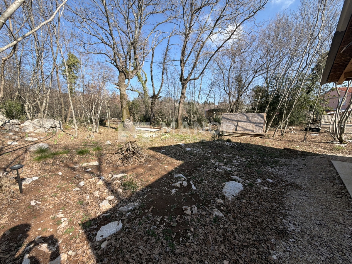 Kras, Dobrinj, 770m2