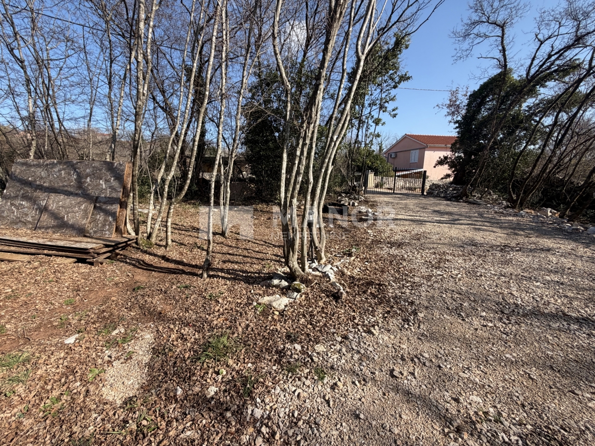 Kras, Dobrinj, 770m2