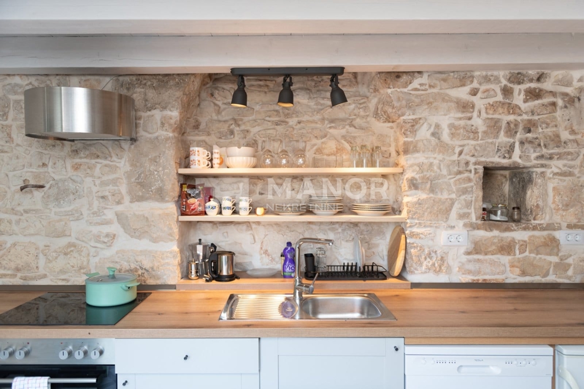 Casa Butkovići, Svetvinčenat, 60m2