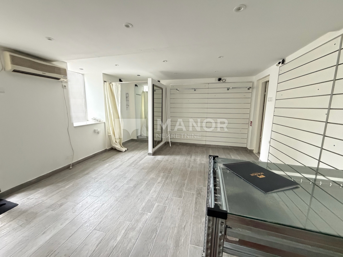 Commerciale Centar, Rijeka, 26m2