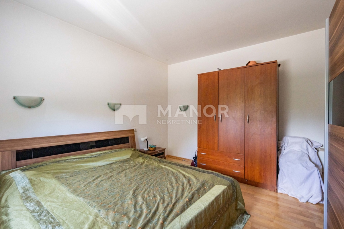 Appartamento Zamet, Rijeka, 77m2