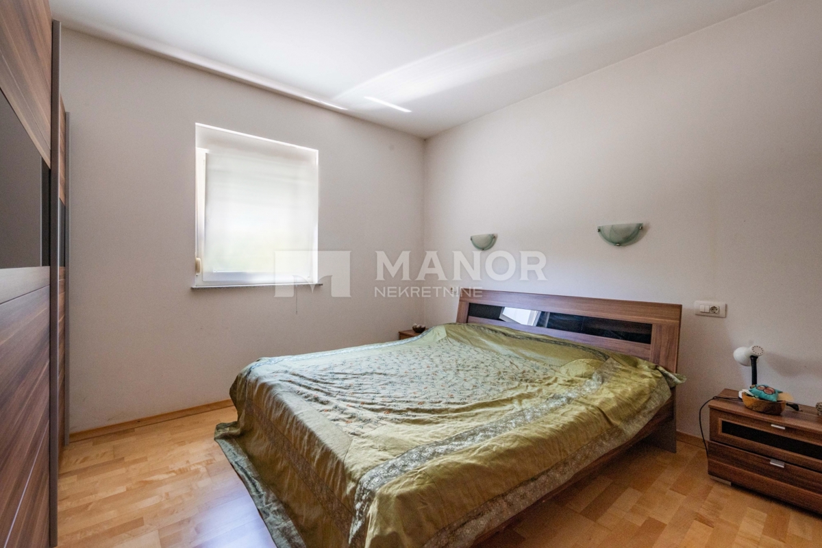 Appartamento Zamet, Rijeka, 77m2