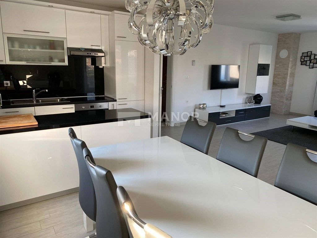 Appartamento Zamet, Rijeka, 100m2