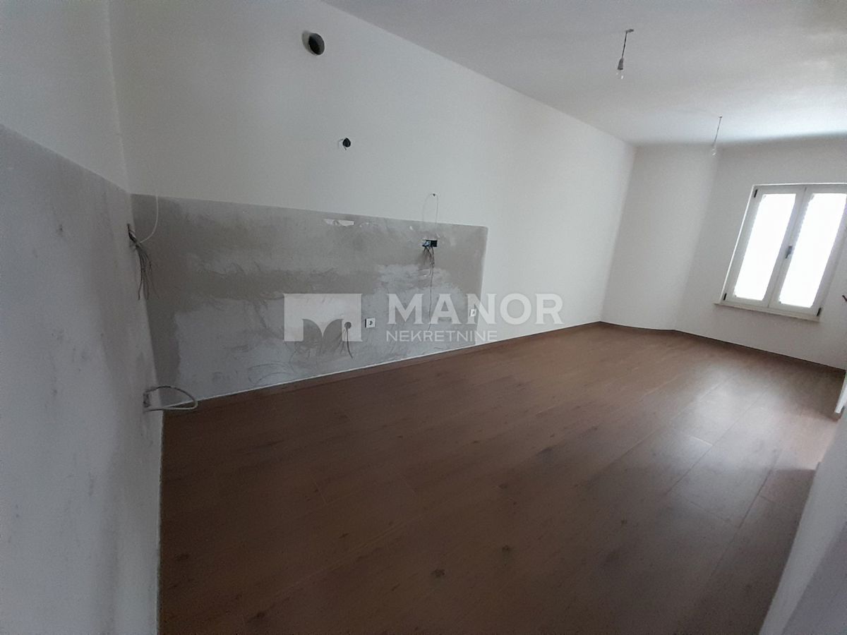Appartamento Marinići, Viškovo, 105m2