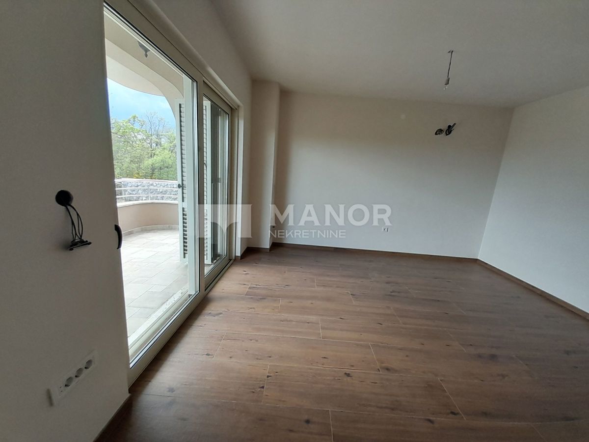 Appartamento Marinići, Viškovo, 105m2