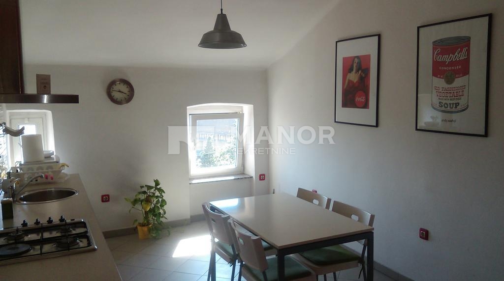 Appartamento Sušak, Rijeka, 86m2