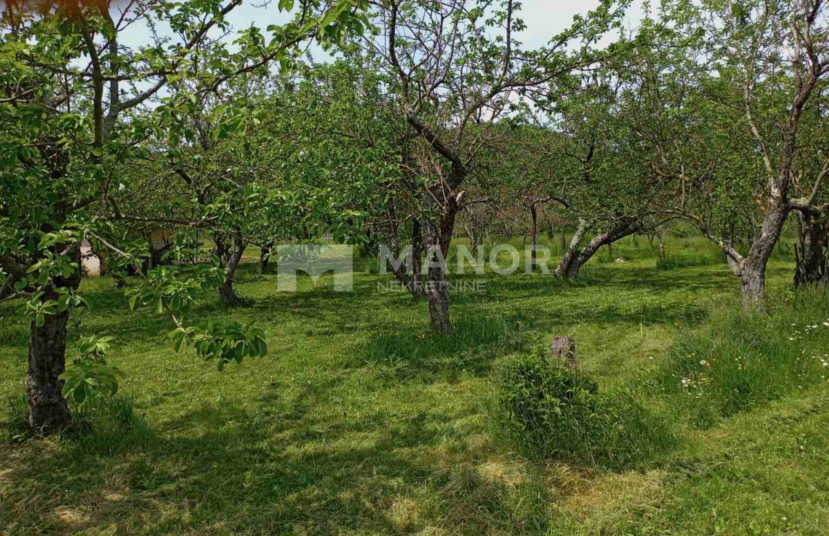 Casa Boljun, Lupoglav, 87m2