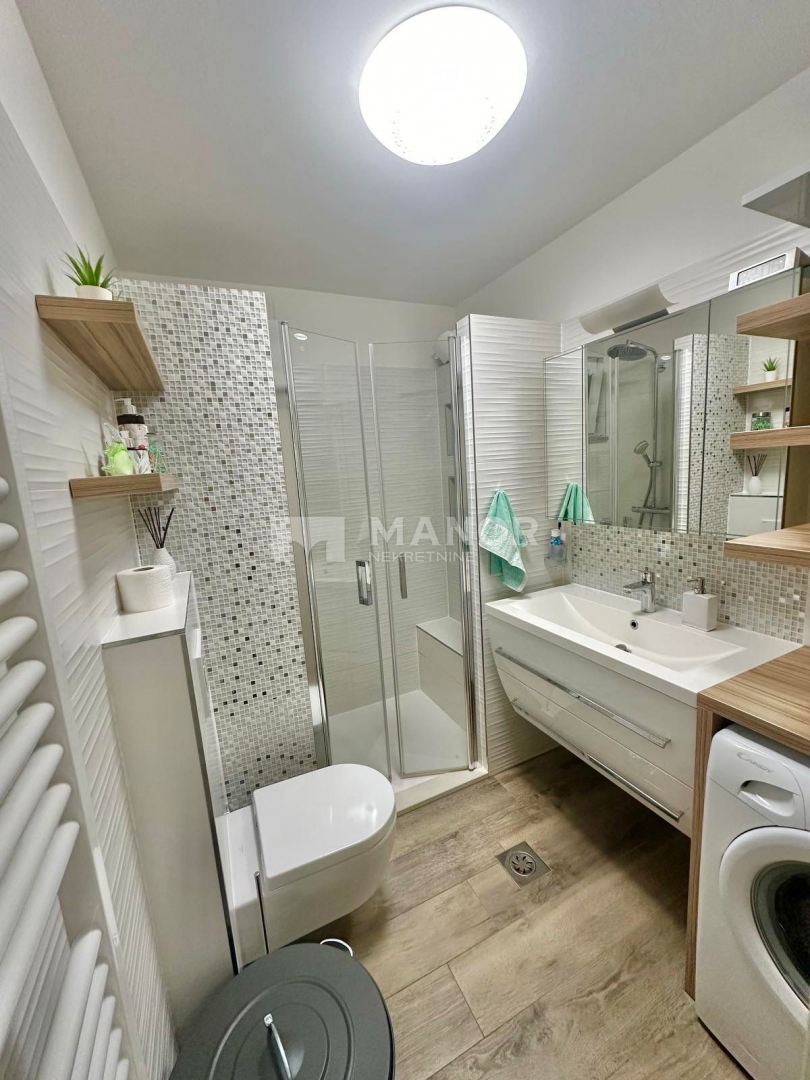 Appartamento Zamet, Rijeka, 65m2