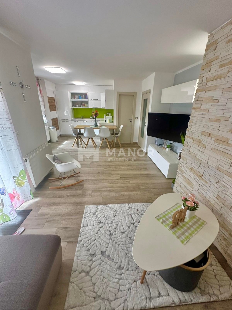 Appartamento Zamet, Rijeka, 65m2