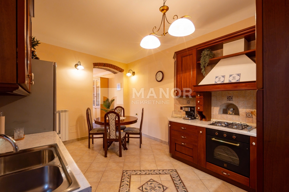 Appartamento Centar, Rijeka, 105m2