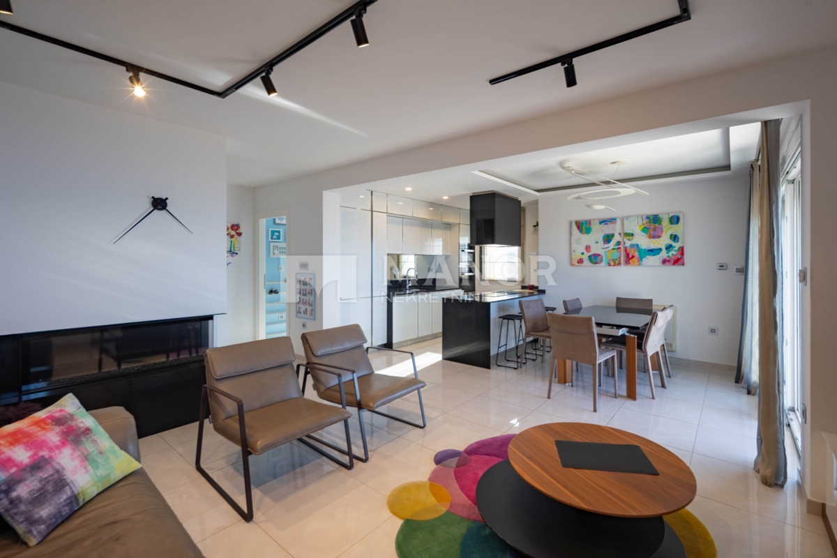 Appartamento Drenova, Rijeka, 80m2