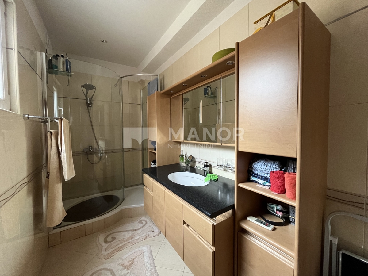 Appartamento Zamet, Rijeka, 90m2