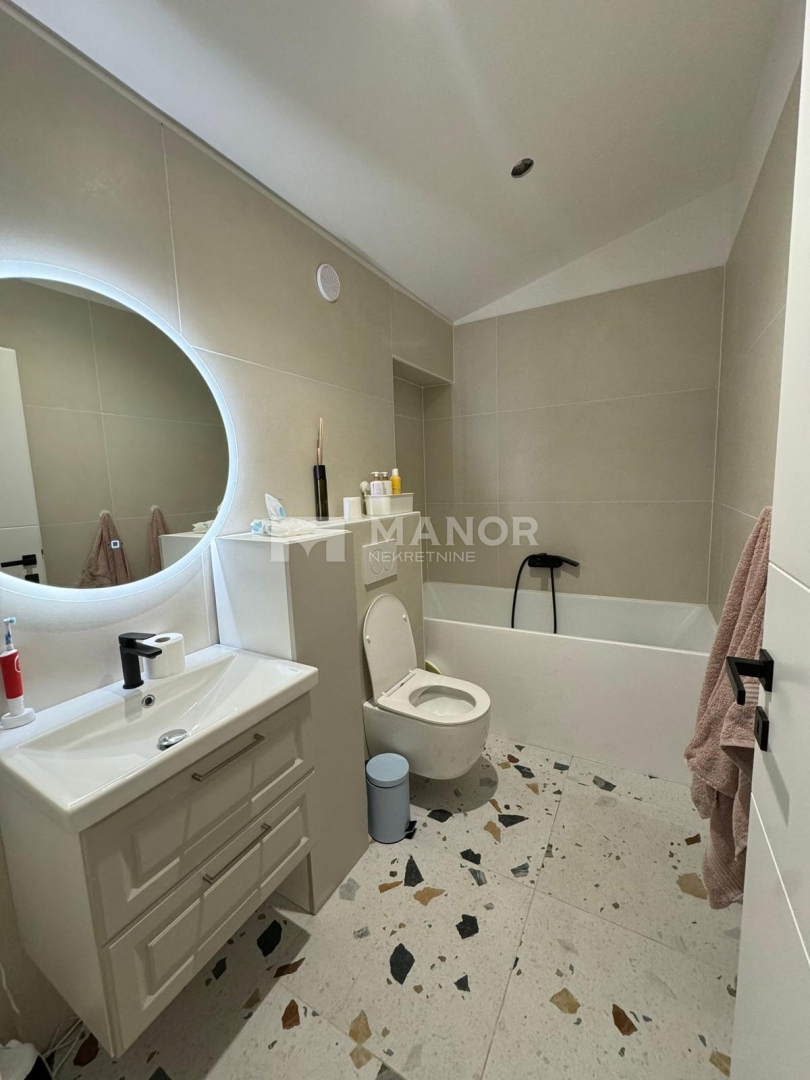 Casa Kostrena, 347m2