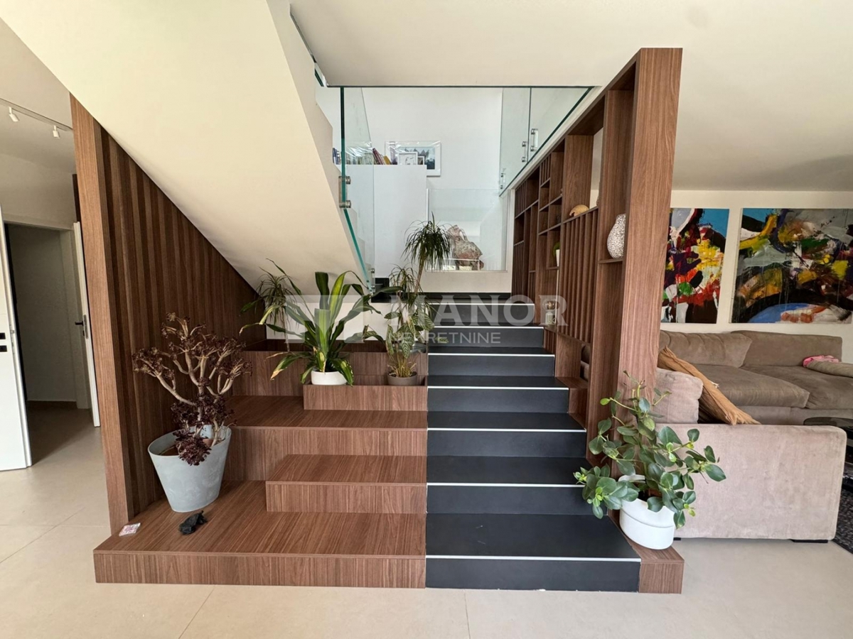 Casa Kostrena, 347m2