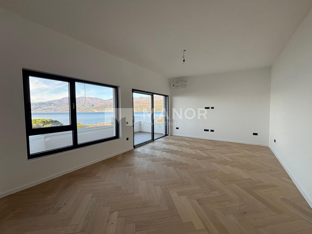 Appartamento Bivio, Rijeka, 121m2