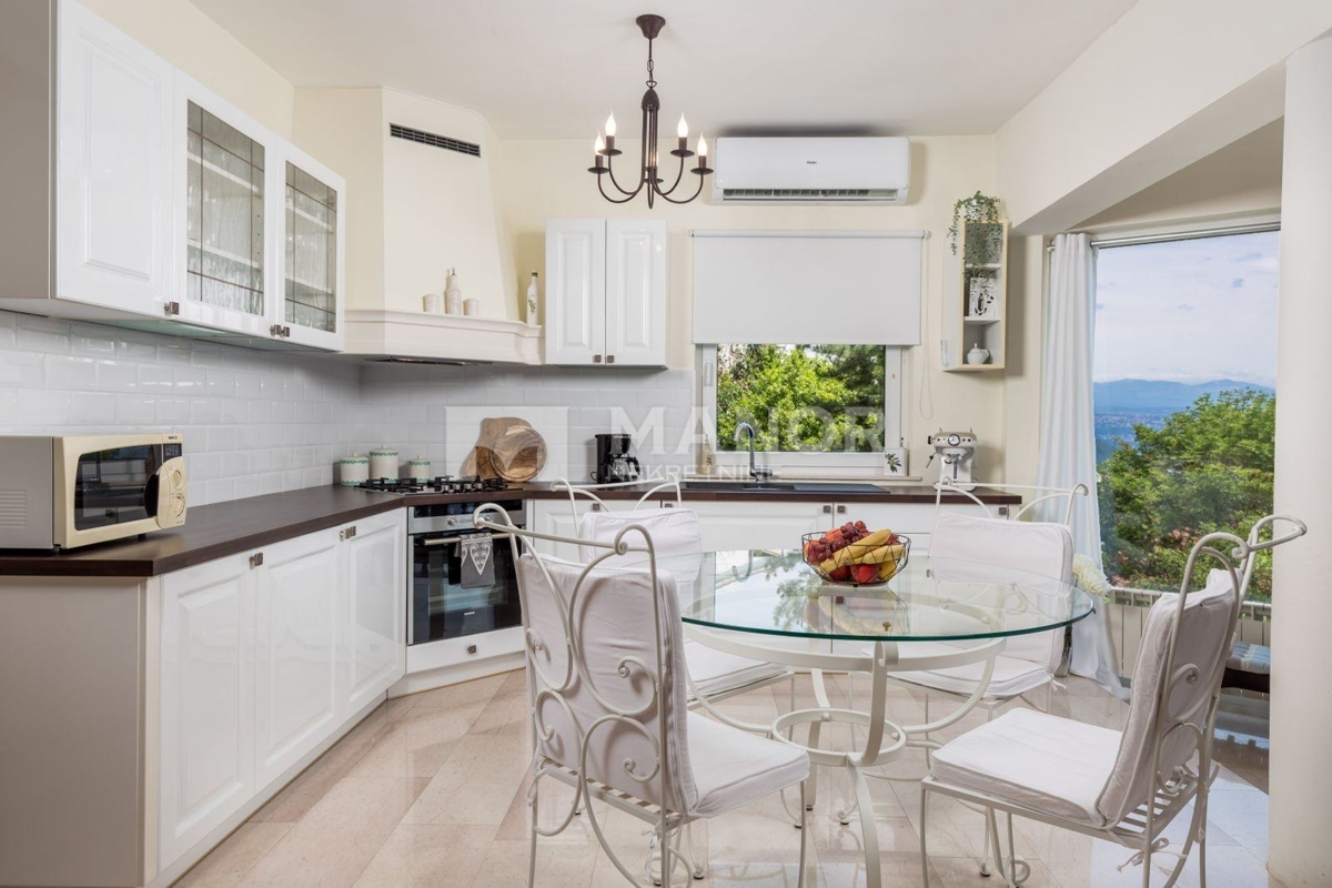 Appartamento Liganj, Lovran, 135m2