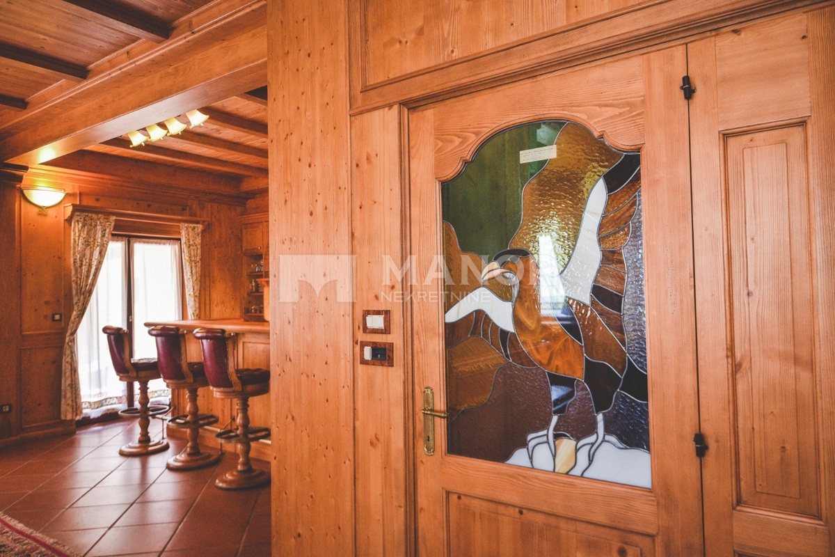 Casa Trsat, Rijeka, 300m2