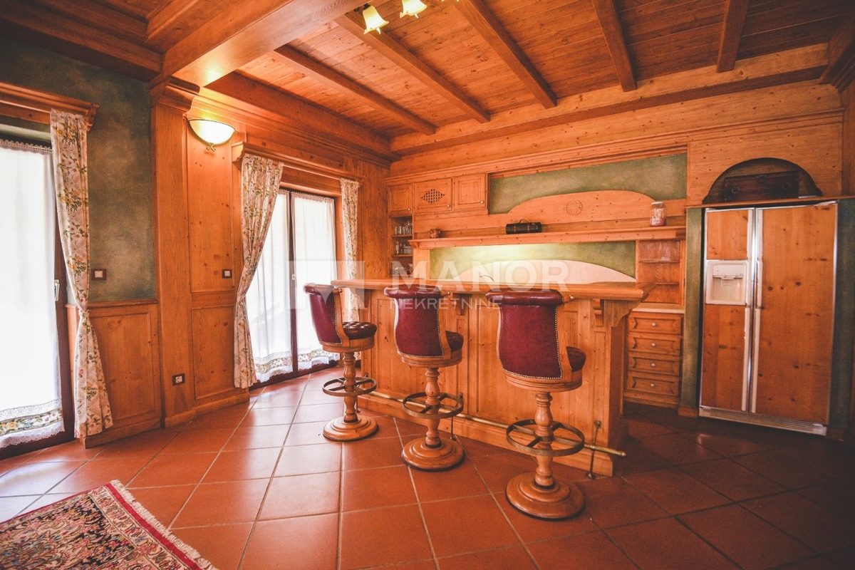 Casa Trsat, Rijeka, 300m2