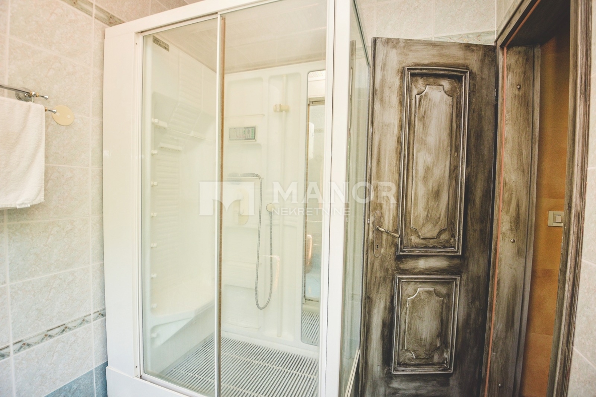 Casa Trsat, Rijeka, 300m2