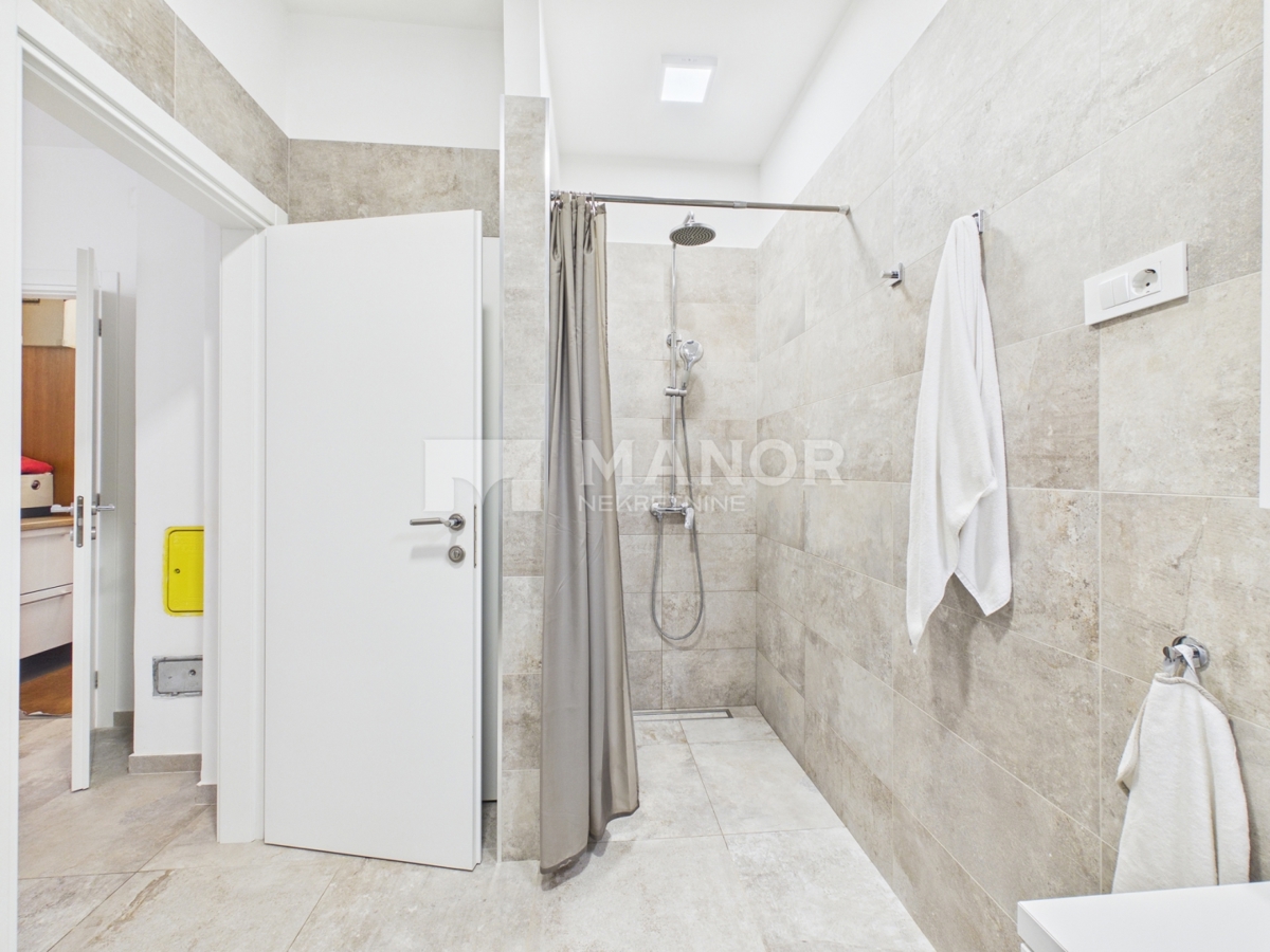 Appartamento Kantrida, Rijeka, 72m2