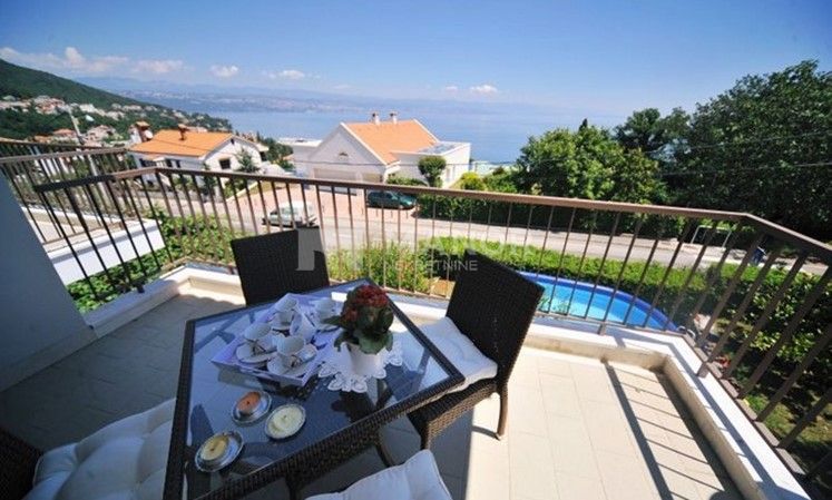 Casa Ičići, Opatija - Okolica, 450m2