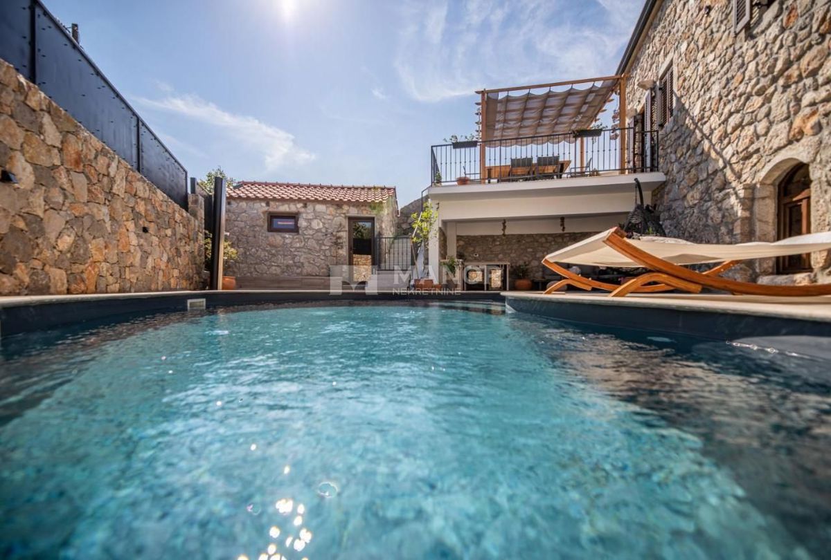 Casa Vrbnik, 254m2