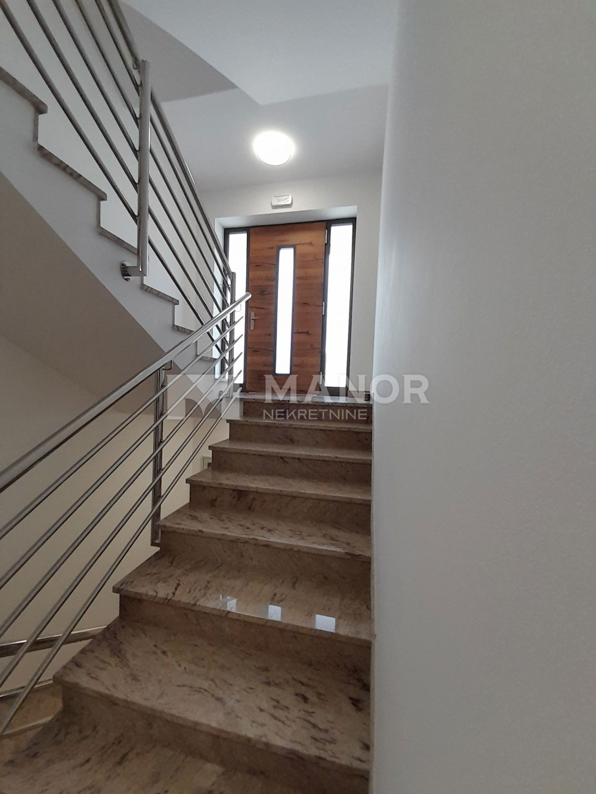 Appartamento Marinići, Viškovo, 105m2