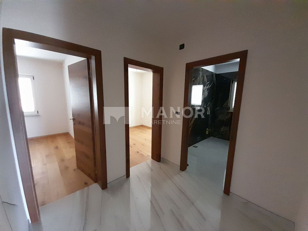 Appartamento Marinići, Viškovo, 105m2