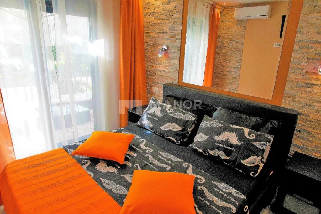 Casa Malinska, Malinska-Dubašnica, 160m2