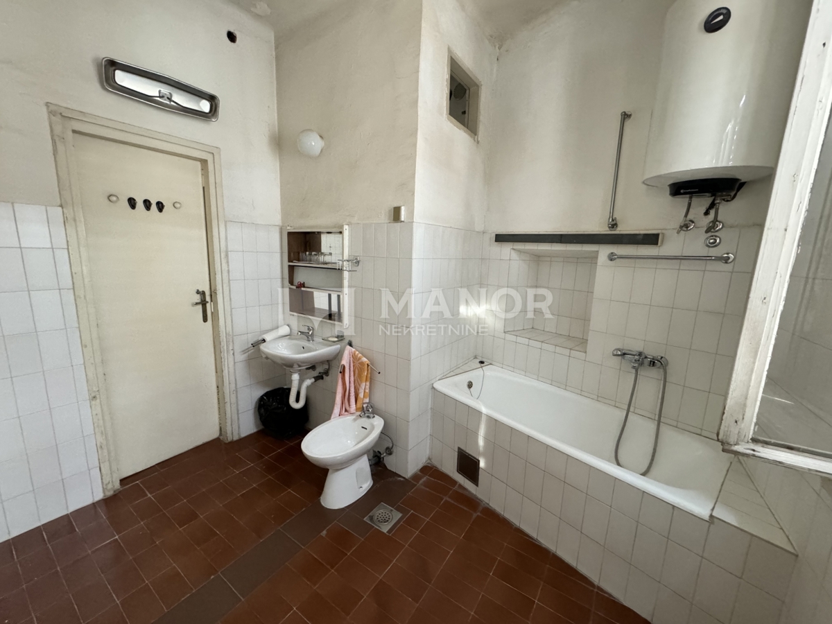 Appartamento Centar, Rijeka, 93m2