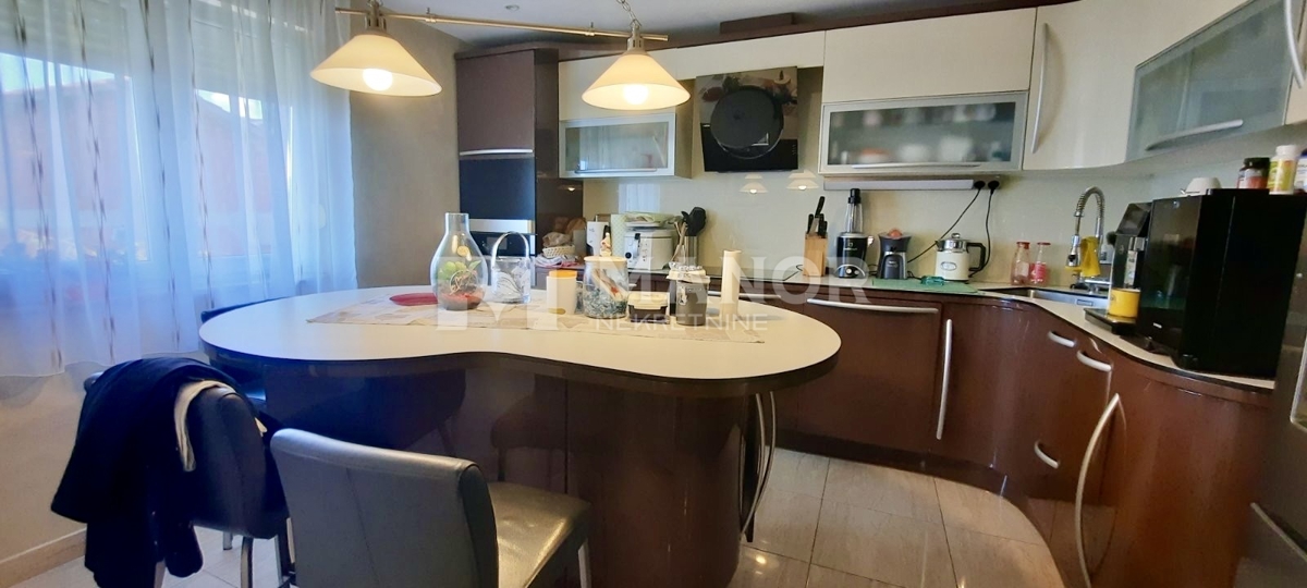 Appartamento Zamet, Rijeka, 109m2