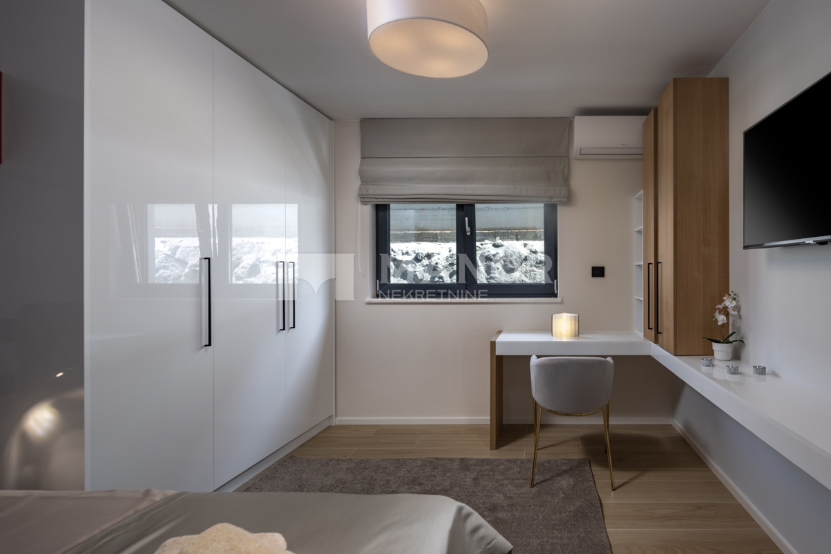 Casa Kostrena, 245m2