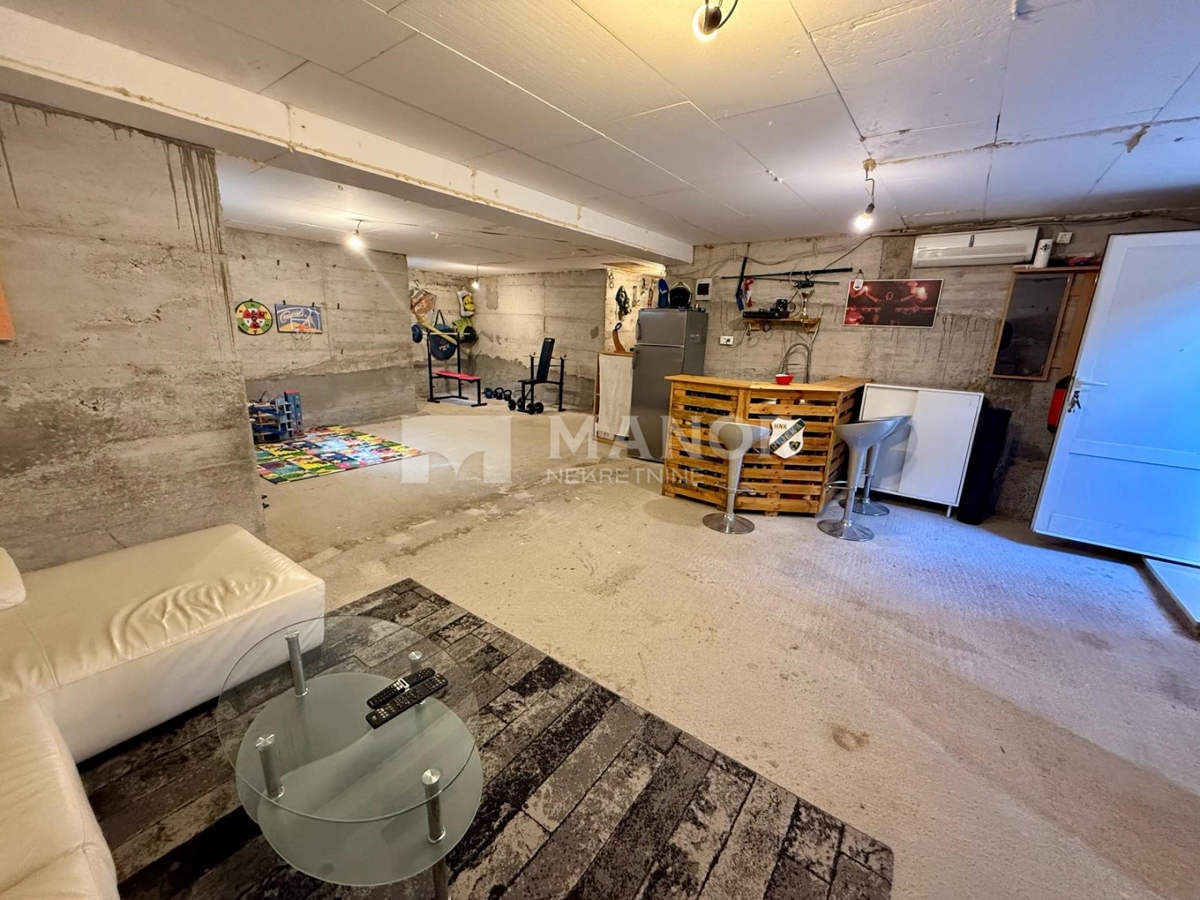Appartamento Zamet, Rijeka, 68m2