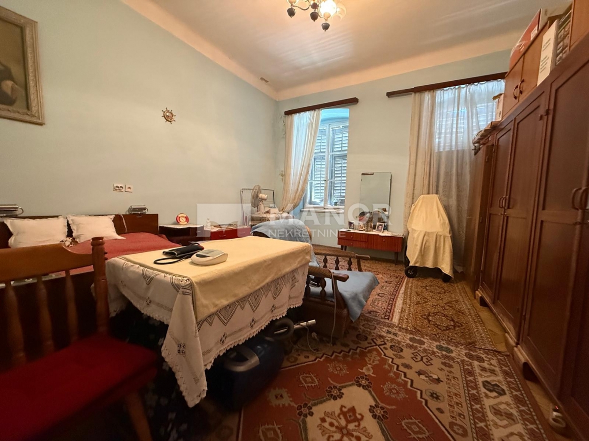 Appartamento Centar, Rijeka, 77m2