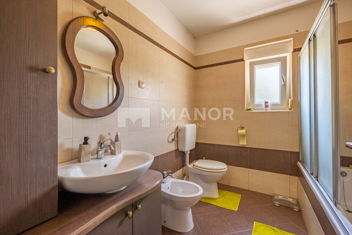 Appartamento Zamet, Rijeka, 77m2