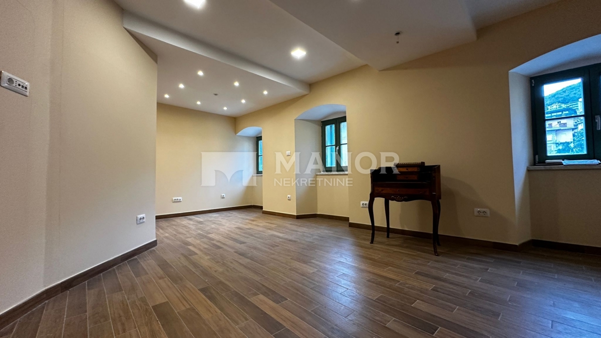 Appartamento Opatija - Centar, Opatija, 180m2