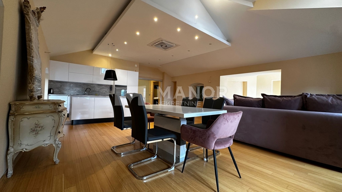 Appartamento Opatija - Centar, Opatija, 180m2